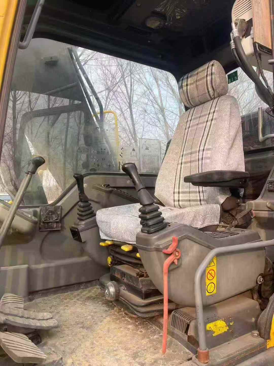 Used Volvo EC140 Excavator 2016 Model / 6