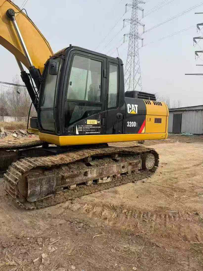 Used Caterpillar 320D Excavator 2014 Model / 2