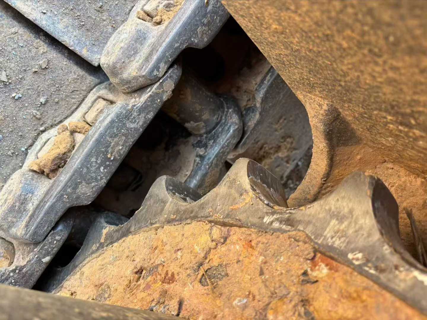 Used Volvo EC200D Excavator 2019 Model / 3