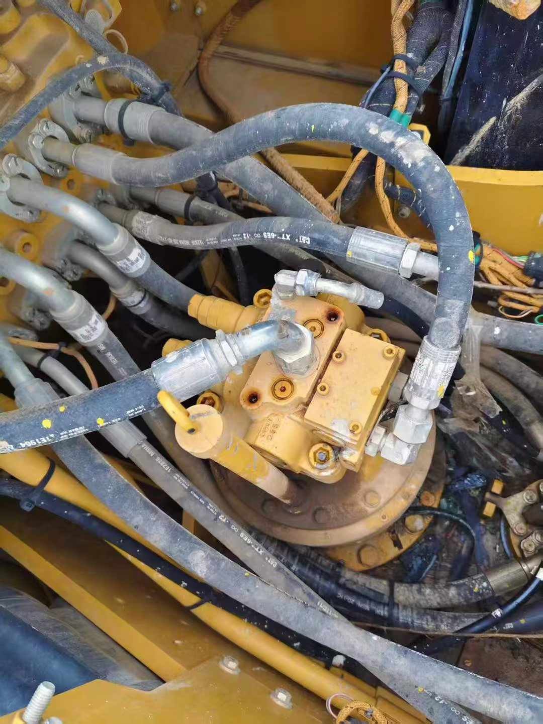 Used Caterpillar CT20 Excavator 2020 Model / 8