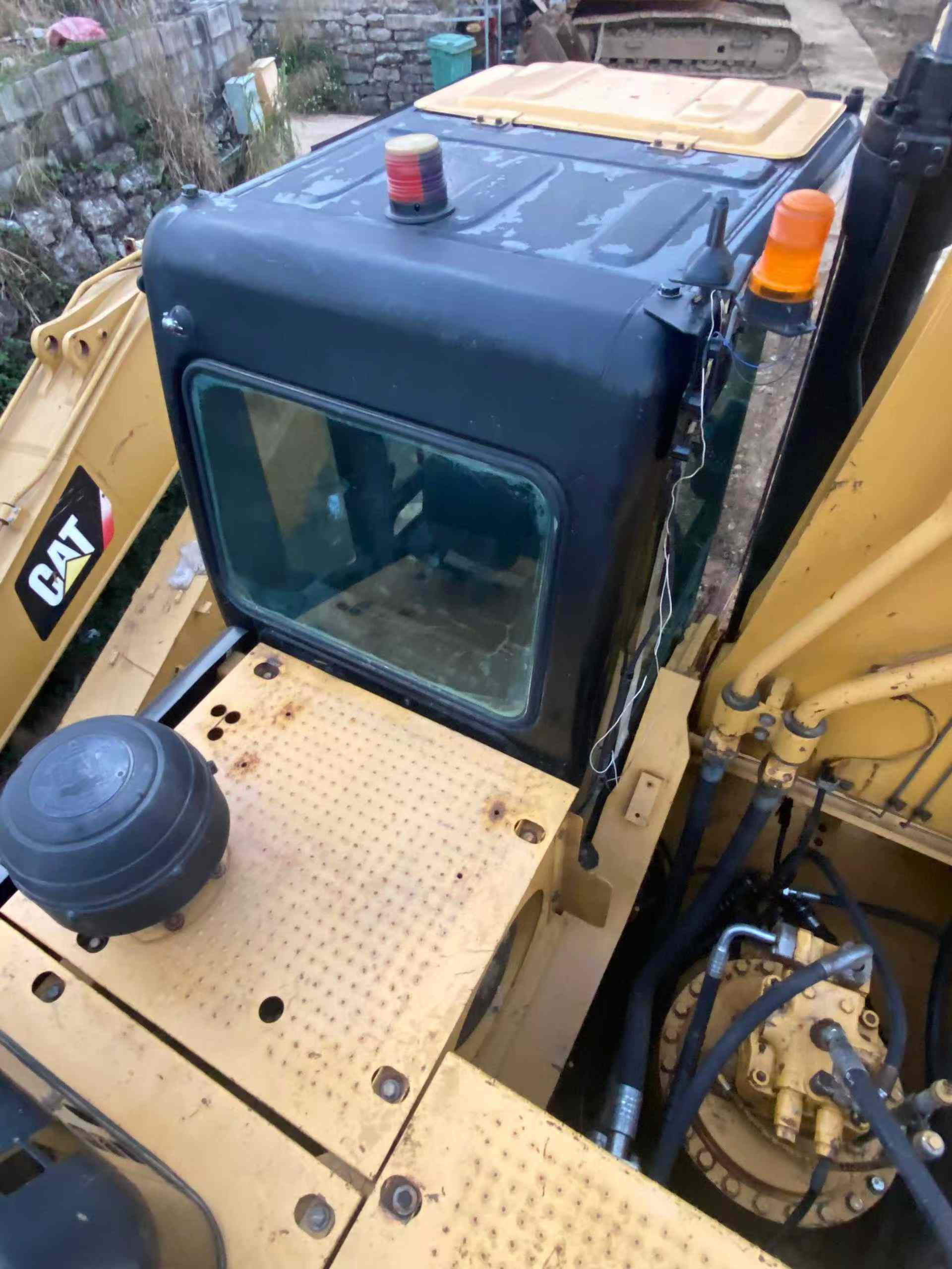 Used Caterpillar CT20 Excavator 2016 Model / 6