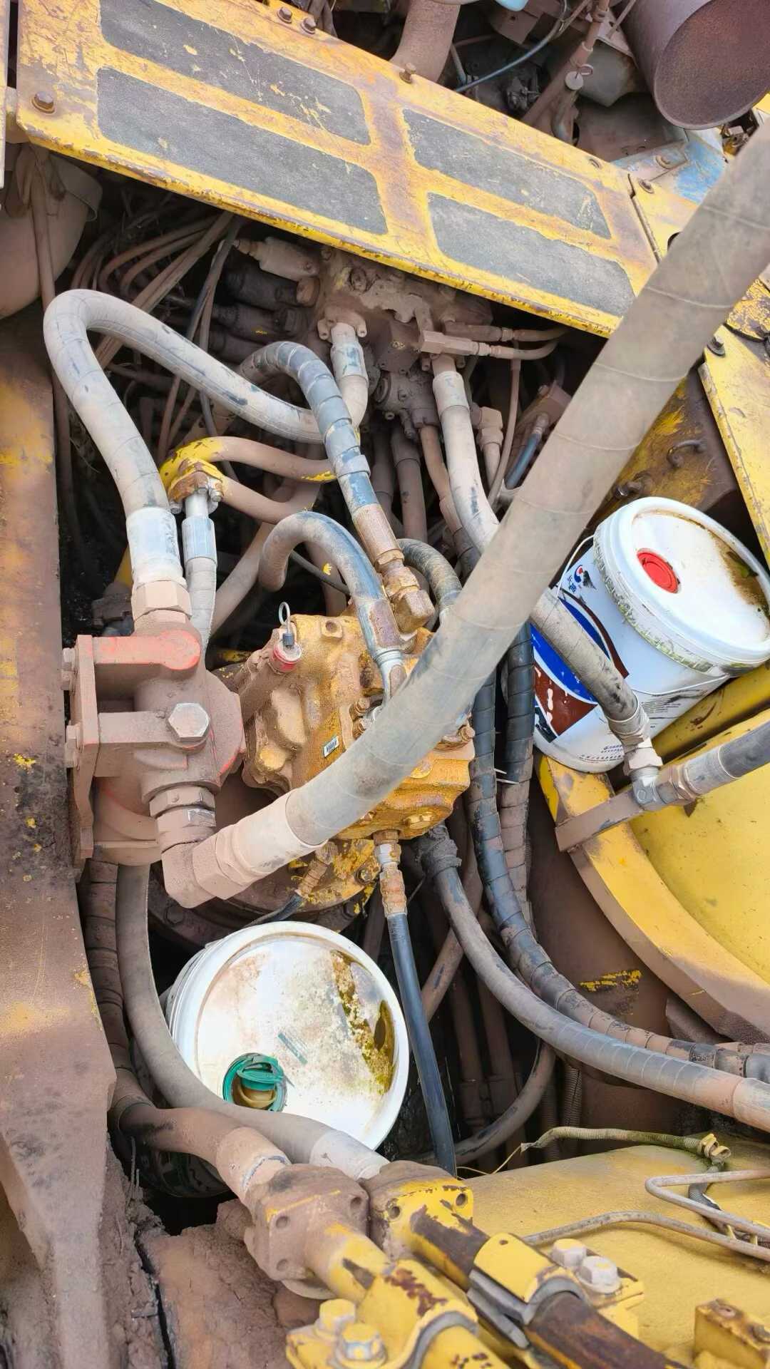 Used Komatsu PC60 Excavator 2016 Model / 3