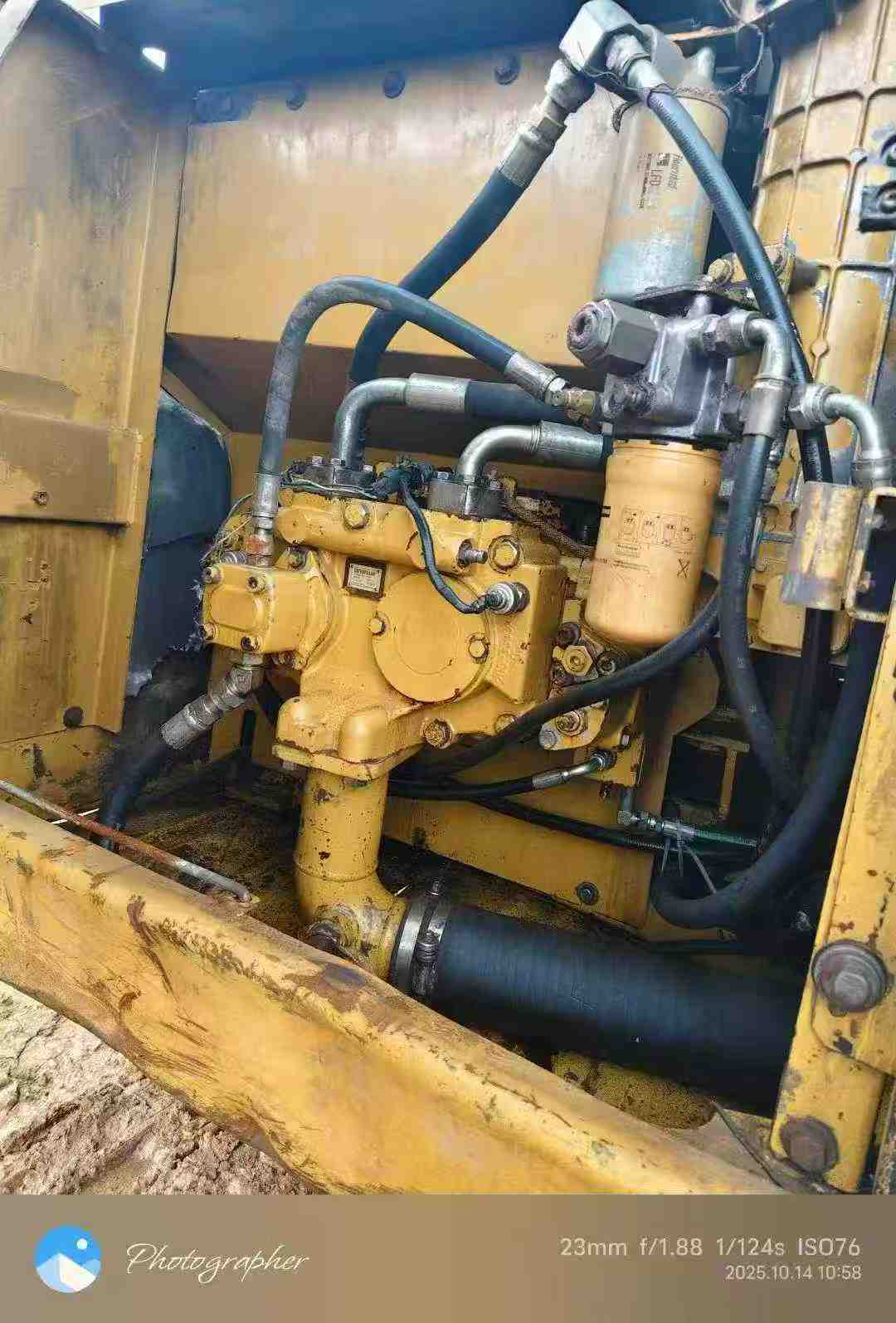 Used Caterpillar 320D Excavator 2016 Model / 5