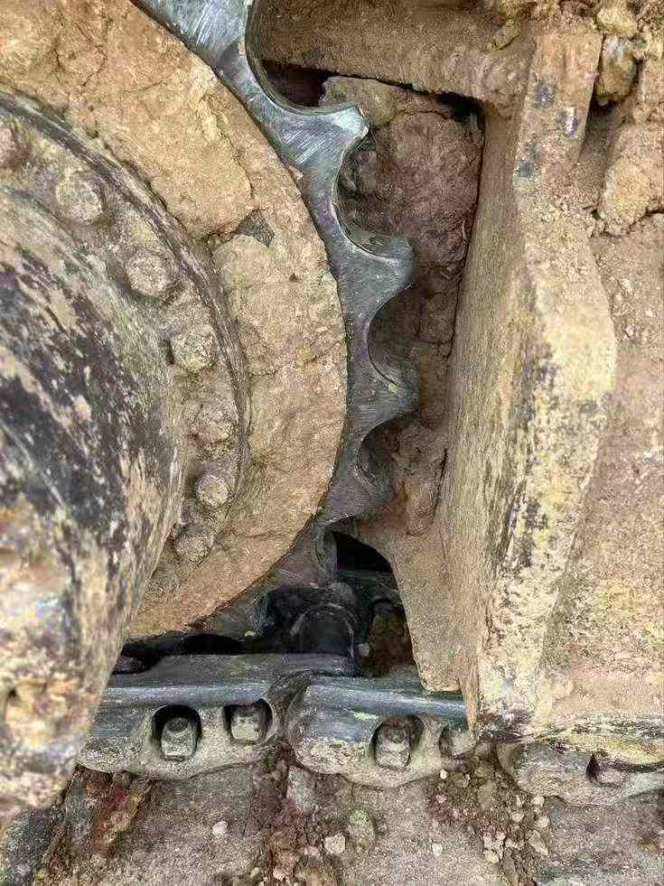 Used Hitachi ZAXIS200 Excavator 2010 Model / 7