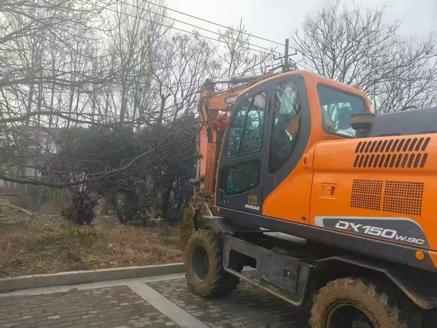 Used Doosan  DL507-9C Excavator 2016 Model / 6