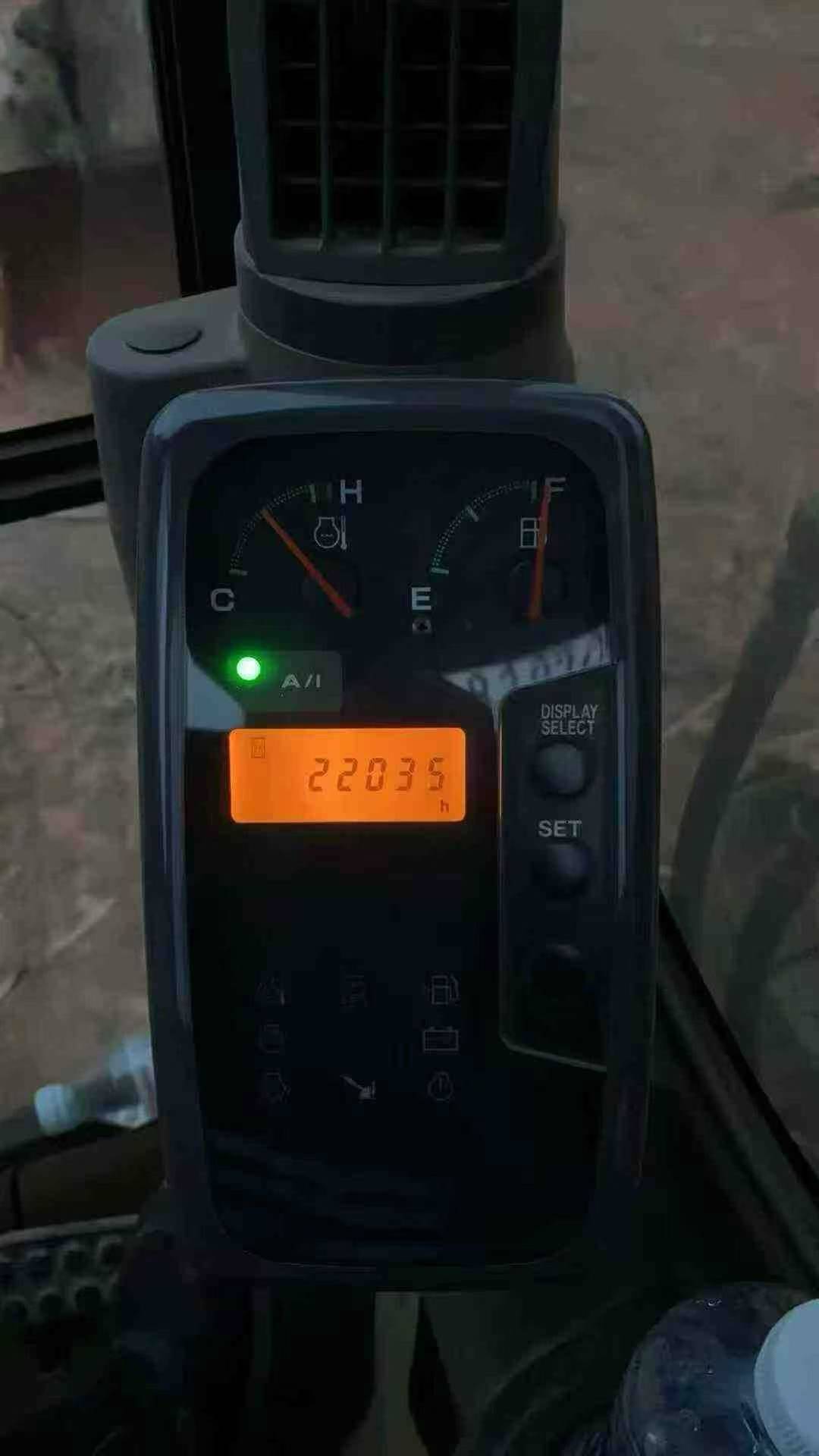 Used Hitachi ZW220 Excavator 2018 Model / 2