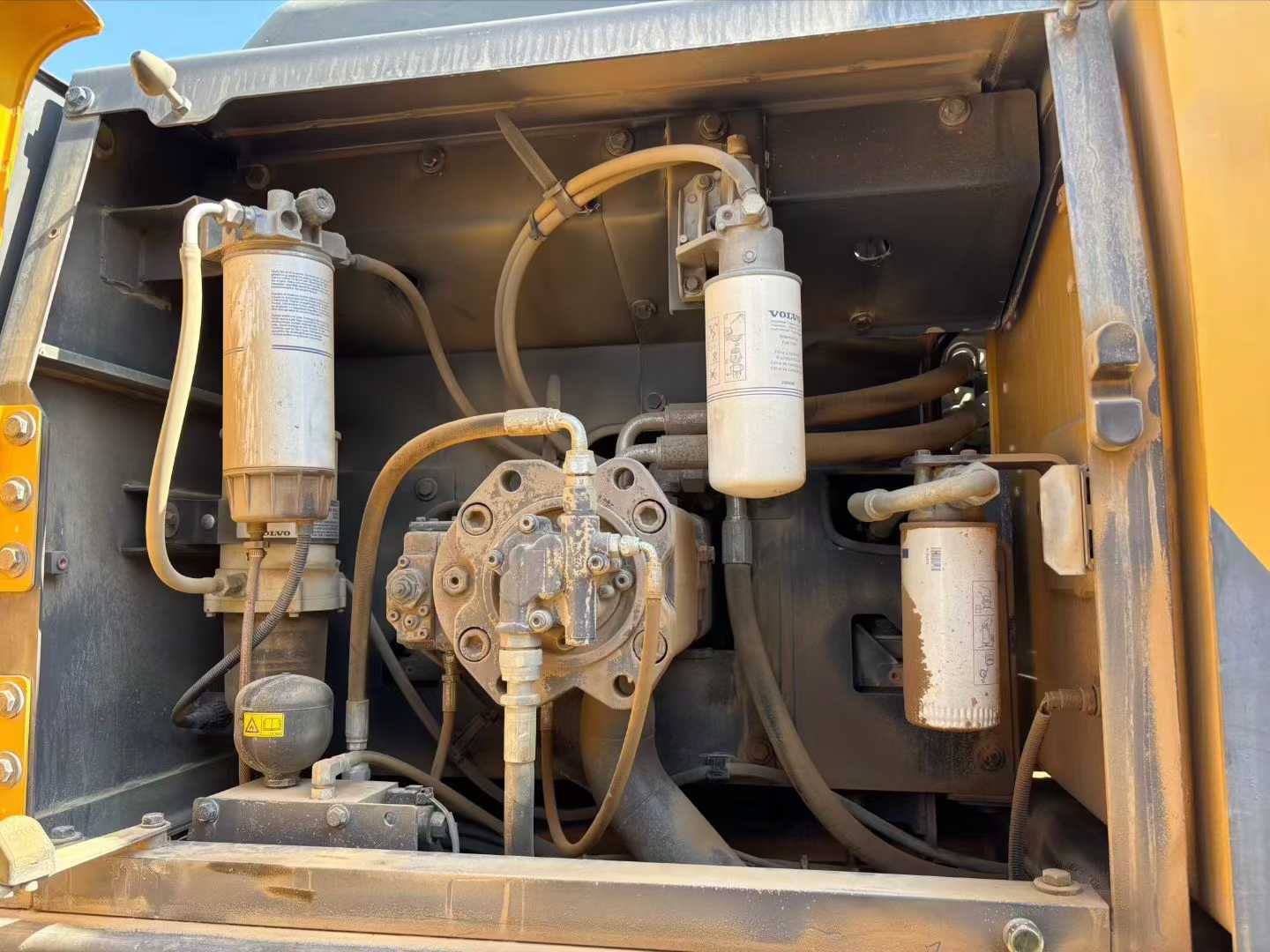 Used Volvo EC200D Excavator 2019 Model / 4