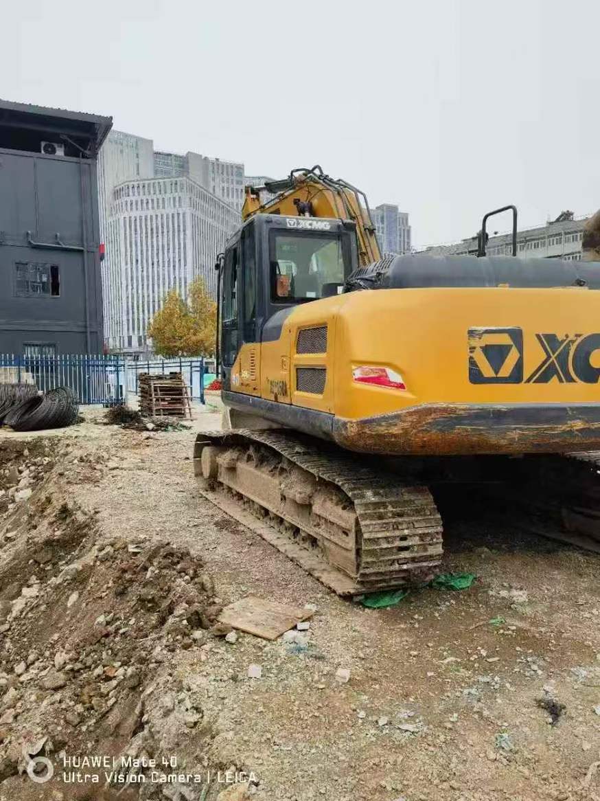 Used XCMG XE215 Excavator 2022 Model / 2