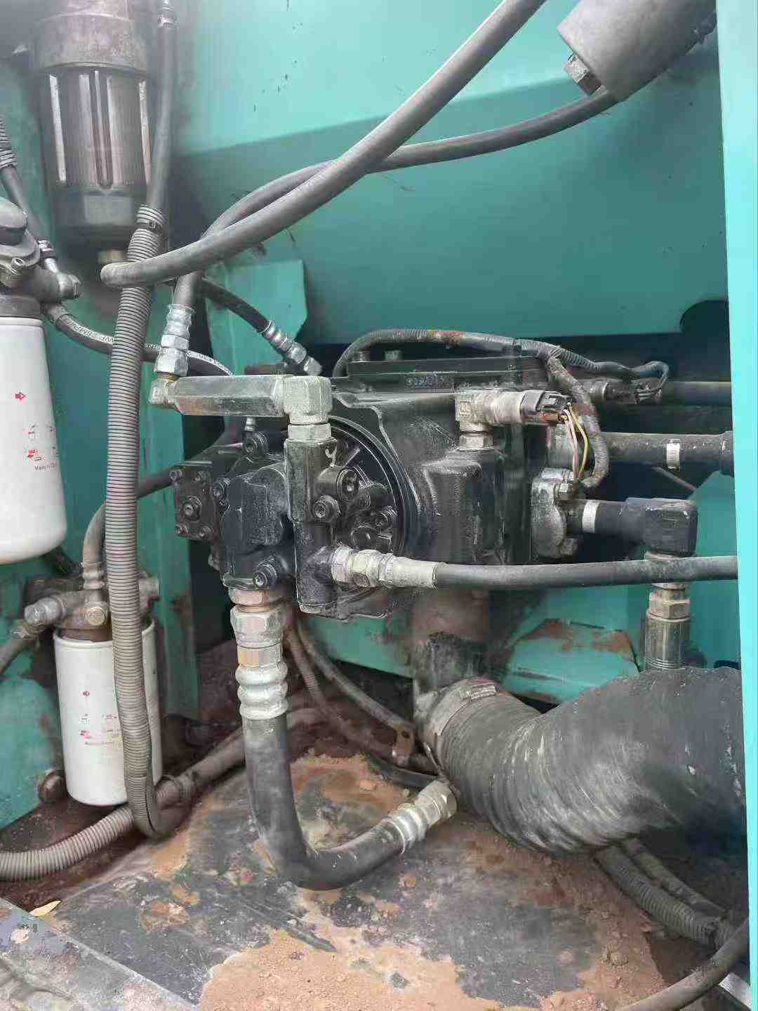 Used Kobelco SK130 Excavator 2015 Model / 4