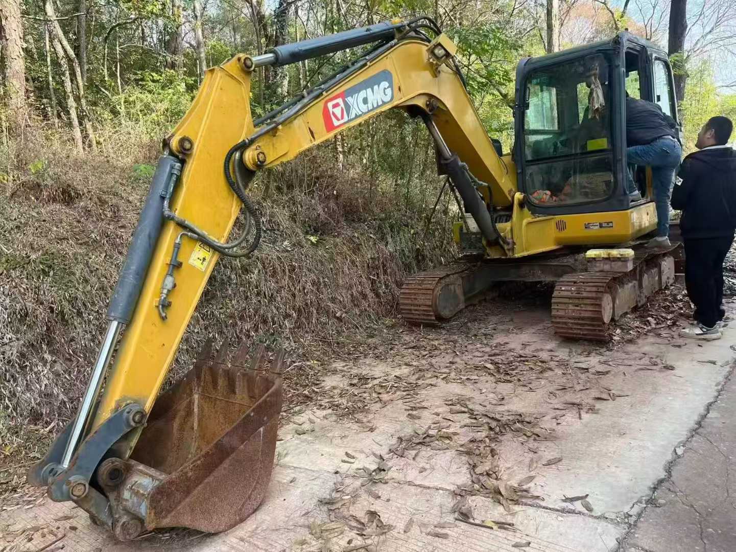 Used XCMG XE60 Excavator 2021 Model / 2